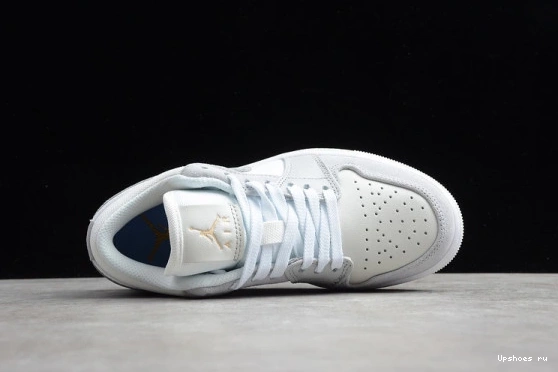 Low CV3043-100 1 Jordan Air “Paris” CV3043-100 0704